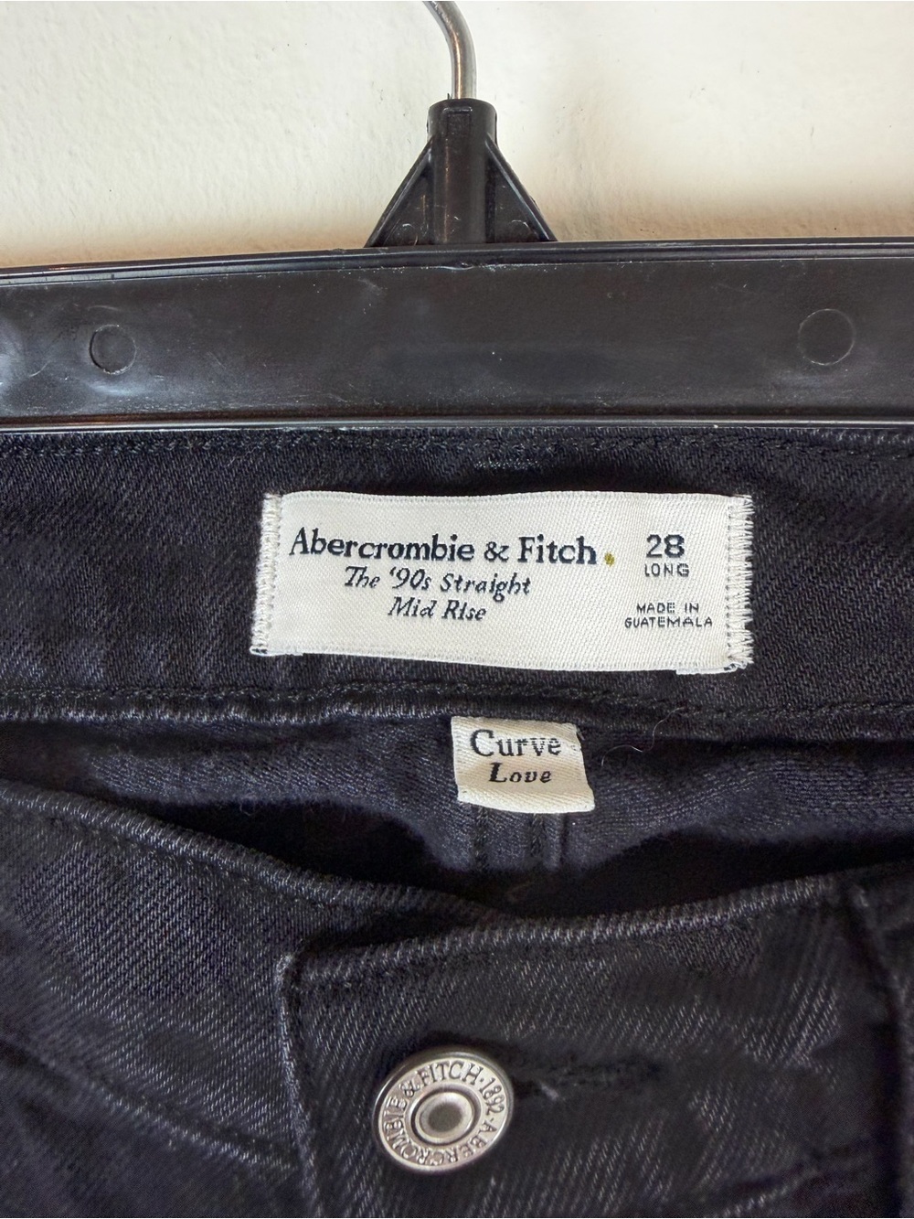 Abercrombie & Fitch Curve Love 90s Straight Mid Rise Jeans Black Size 28 Long - Picture 4 of 7